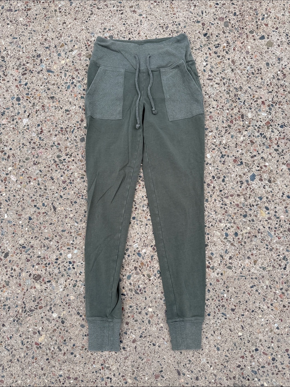 Wild Fable pocket leggings